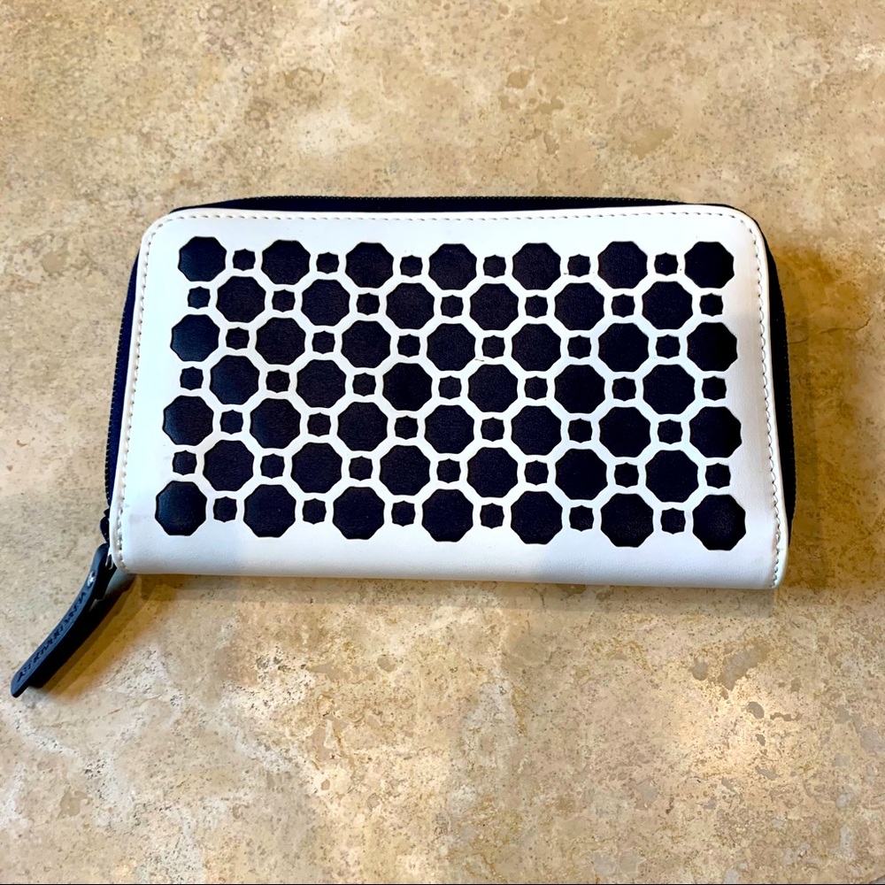 Vera Bradley Laser Cut Leather Accordion Wallet